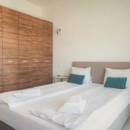 The Pearl By The Sea דירה אפורי נורד
